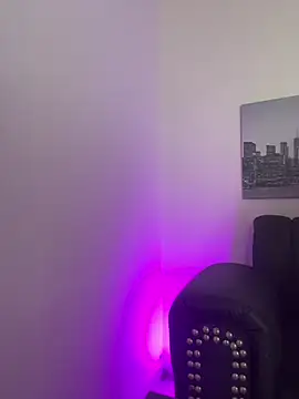 yasmin rahal online show from February 2026 06:45:01 PM