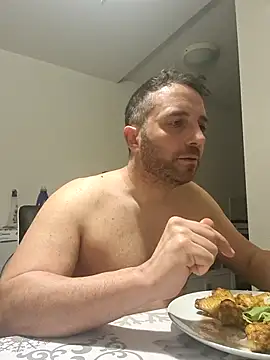 spaccaa online show from April 2026 09:05:01 PM