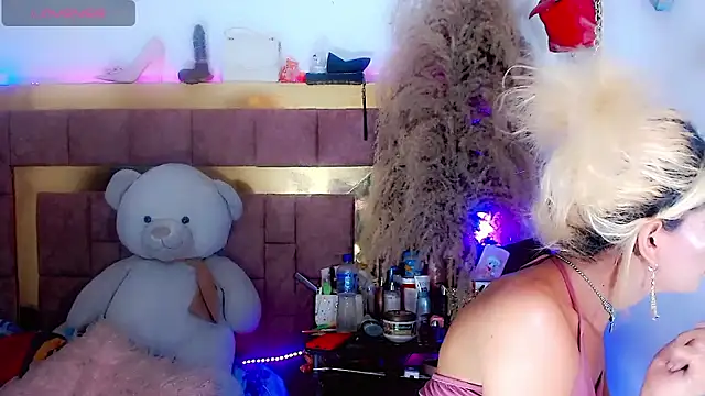 ravenous charmer online show from March 2026 05:44:01 AM