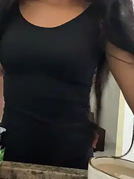 Snapshot of fannymendes chatting on October 2025 12:56:02 PM fannymendes online show from October 2025 12:56:02 PM