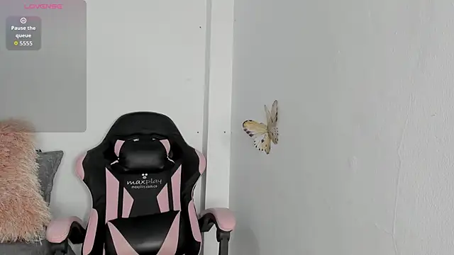 mari-ross online show from March 2026 02:16:01 AM