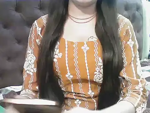 Snapshot of elize__ chatting on January 2026 02:48:02 AM elize online show from January 2026 02:48:02 AM