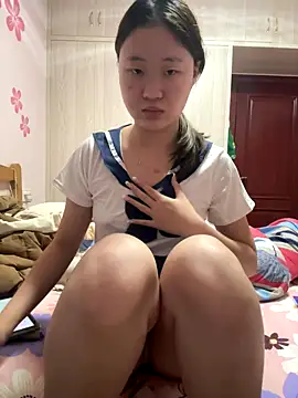 Snapshot of CoCo-s chatting on November 2025 02:19:01 PM CoCo-s online show from November 2025 02:19:01 PM