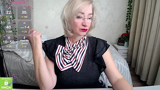 hunters woman online show from October 2025 12:04:02 PM