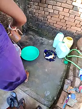 RAYI Queen 3 online show from November 2025 03:39:02 AM