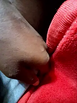 RAYI Queen 3 online show from January 2026 10:03:01 PM