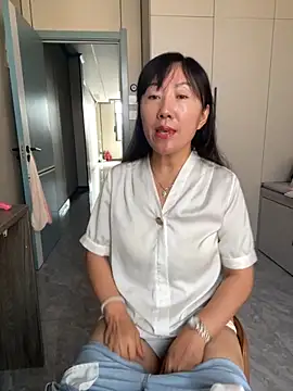 xiaomei-11 online show from October 2025 03:02:02 AM