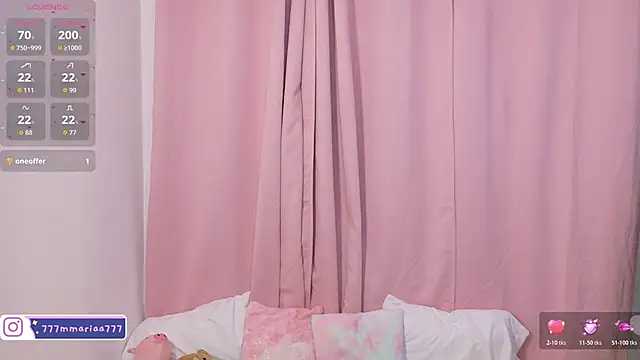 LolaYun online show from October 2025 12:29:01 PM