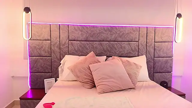 Snapshot of abril__lee__ chatting on November 2025 11:29:01 AM abril lee online show from November 2025 11:29:01 AM