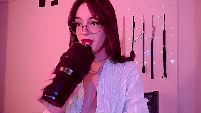 nina kink online show from July 2026 12:03:02 PM