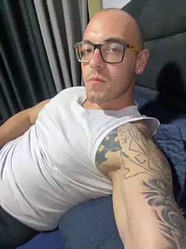 presidiarioGostoso online show from October 2025 02:56:02 AM