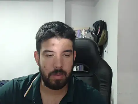 Axel11113 online show from September 2025 03:06:02 AM