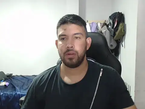 Axel11113 online show from September 2025 02:45:01 AM