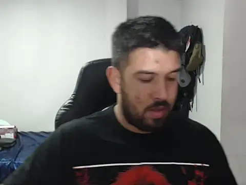 Axel11113 online show from September 2025 03:11:01 AM