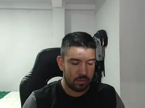 Axel11113 online show from November 2025 03:50:02 AM