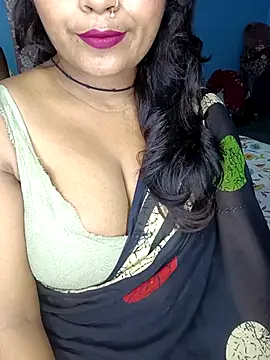 Snapshot of Naughty-Chaaya chatting on April 2026 05:44:02 PM Naughty-Chaaya online show from April 2026 05:44:02 PM