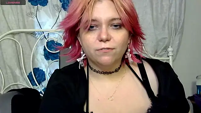 Snapshot of g0lden_are0las89 chatting on May 2026 06:47:02 PM g0lden are0las89 online show from May 2026 06:47:02 PM