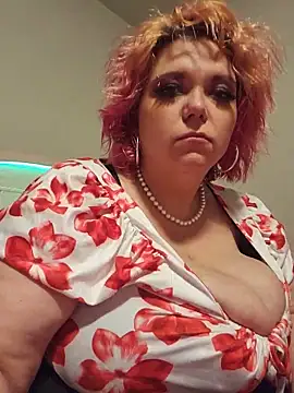 Snapshot of g0lden_are0las89 chatting on June 2026 04:00:02 PM g0lden are0las89 online show from June 2026 04:00:02 PM