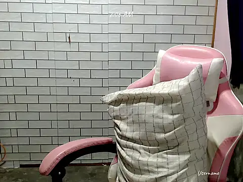 Rainea149 online show from February 2026 06:07:01 PM