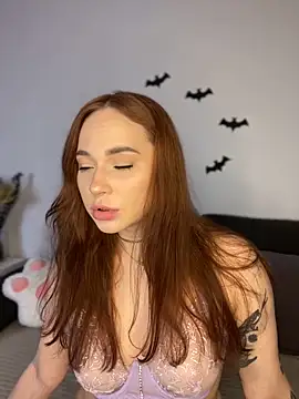 AlexaSpark  online show from November 2025 03:34:01 PM