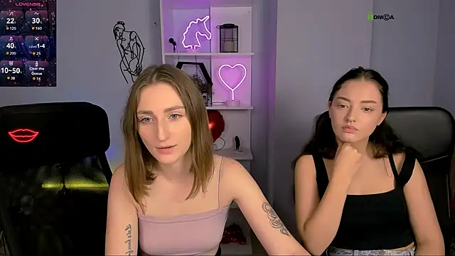 eva smiith  online show from November 2025 08:14:01 AM