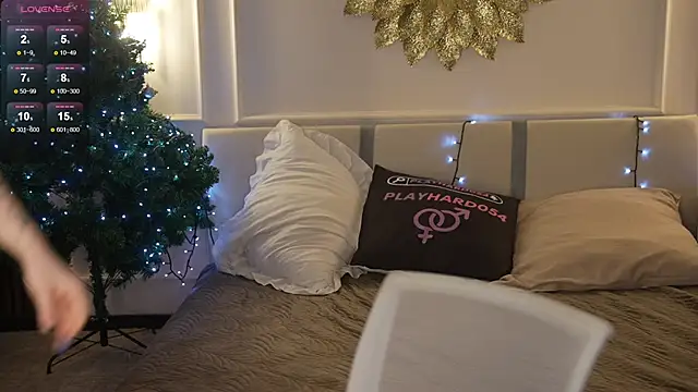 Snapshot of Esmie_Smile chatting on January 2026 12:26:01 AM Esmie Smile online show from January 2026 12:26:01 AM