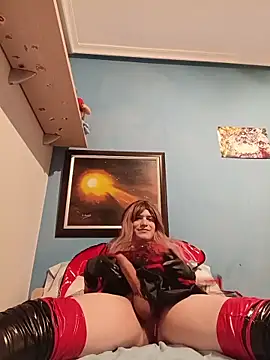 AriSplurt online show from November 2025 01:37:01 AM