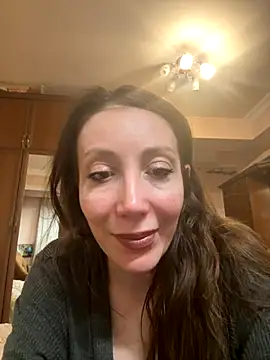 HellaryTourent online show from November 2025 08:54:02 PM