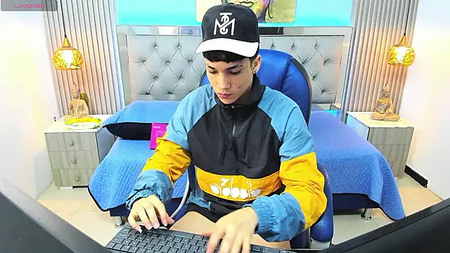 SamBlack  online show from February 2026 03:29:02 PM