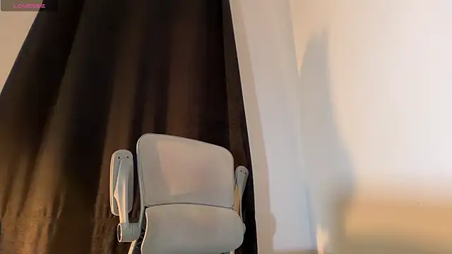 Angel bunny2 online show from November 2025 03:20:01 AM