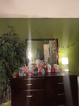 caramel  cremes online show from November 2025 01:44:01 AM