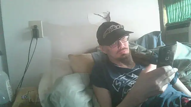 Snapshot of dandonn chatting on November 2025 09:03:01 PM dandonn online show from November 2025 09:03:01 PM