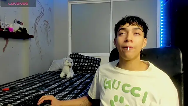 Noxx starkK online show from December 2025 03:05:01 AM