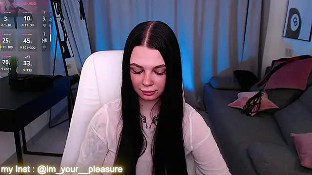 Michela Fruet online show from February 2026 01:06:02 AM