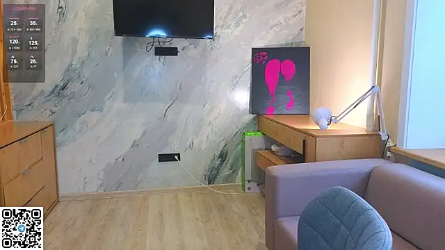 miss bubbles  online show from October 2025 01:12:02 AM