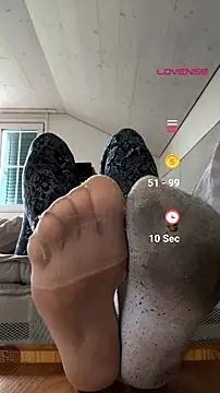 Snapshot of Teafeet chatting on July 2026 11:23:02 AM Teafeet online show from July 2026 11:23:02 AM