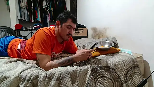 Leonino231 online show from February 2026 10:15:02 PM