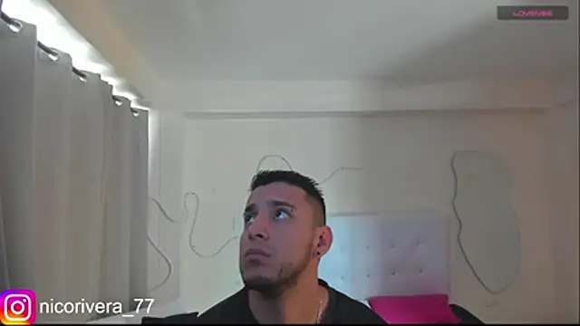 Snapshot of nico_rivera chatting on December 2025 08:16:02 PM nico rivera online show from December 2025 08:16:02 PM