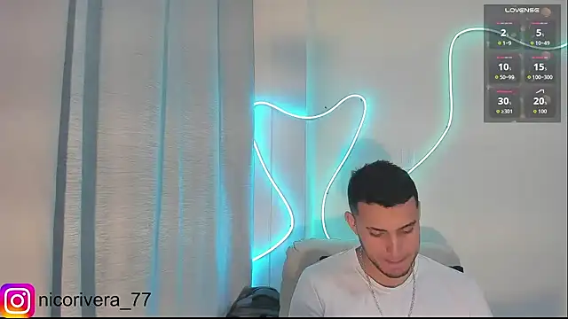 Snapshot of nico_rivera chatting on February 2026 01:33:01 AM nico rivera online show from February 2026 01:33:01 AM