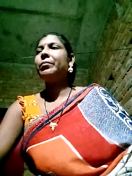 Snapshot of Savita992 chatting on September 2025 01:32:01 PM Savita992 online show from September 2025 01:32:01 PM