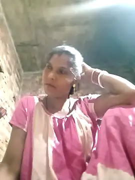 Snapshot of Savita992 chatting on September 2025 10:32:02 PM Savita992 online show from September 2025 10:32:02 PM