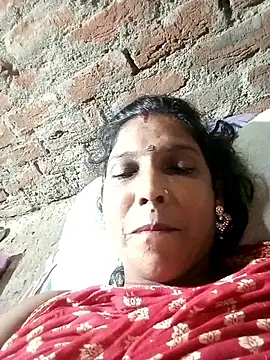 Snapshot of Savita992 chatting on September 2025 06:20:01 PM Savita992 online show from September 2025 06:20:01 PM