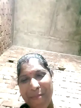 Snapshot of Savita992 chatting on September 2025 05:40:02 PM Savita992 online show from September 2025 05:40:02 PM