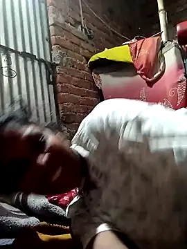 Snapshot of Savita992 chatting on October 2025 09:58:02 PM Savita992 online show from October 2025 09:58:02 PM