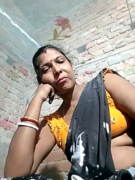 Snapshot of Savita992 chatting on October 2025 05:14:02 PM Savita992 online show from October 2025 05:14:02 PM