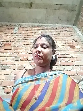 Snapshot of Savita992 chatting on October 2025 07:42:02 AM Savita992 online show from October 2025 07:42:02 AM