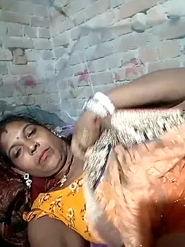 Snapshot of Savita992 chatting on October 2025 05:02:02 PM Savita992 online show from October 2025 05:02:02 PM