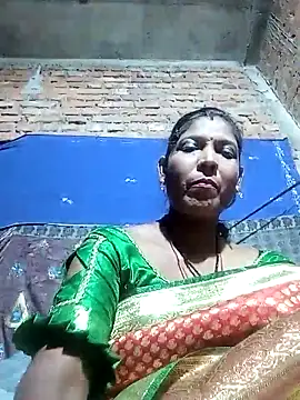 Snapshot of Savita992 chatting on October 2025 04:11:01 PM Savita992 online show from October 2025 04:11:01 PM