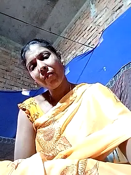 Snapshot of Savita992 chatting on November 2025 06:33:01 AM Savita992 online show from November 2025 06:33:01 AM