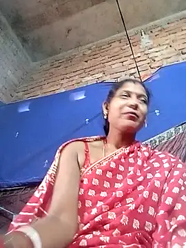 Snapshot of Savita992 chatting on November 2025 05:50:01 AM Savita992 online show from November 2025 05:50:01 AM